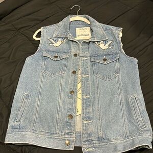 Snow White denim vest